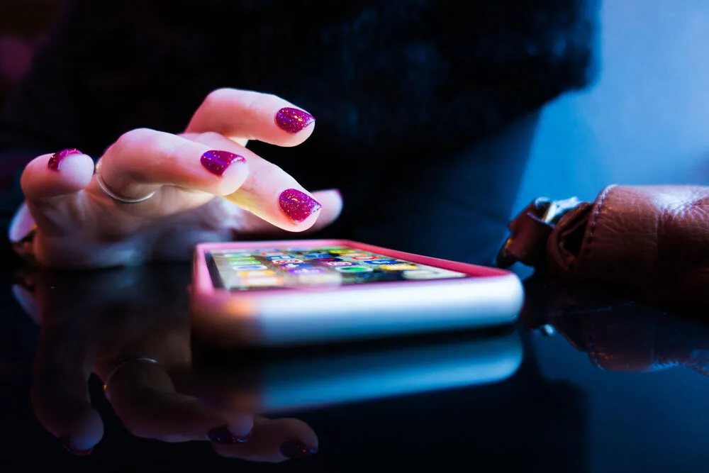 Cyberbullying: How to Stay Safe Online — A Practical Guide for Teens & Parents (2026)